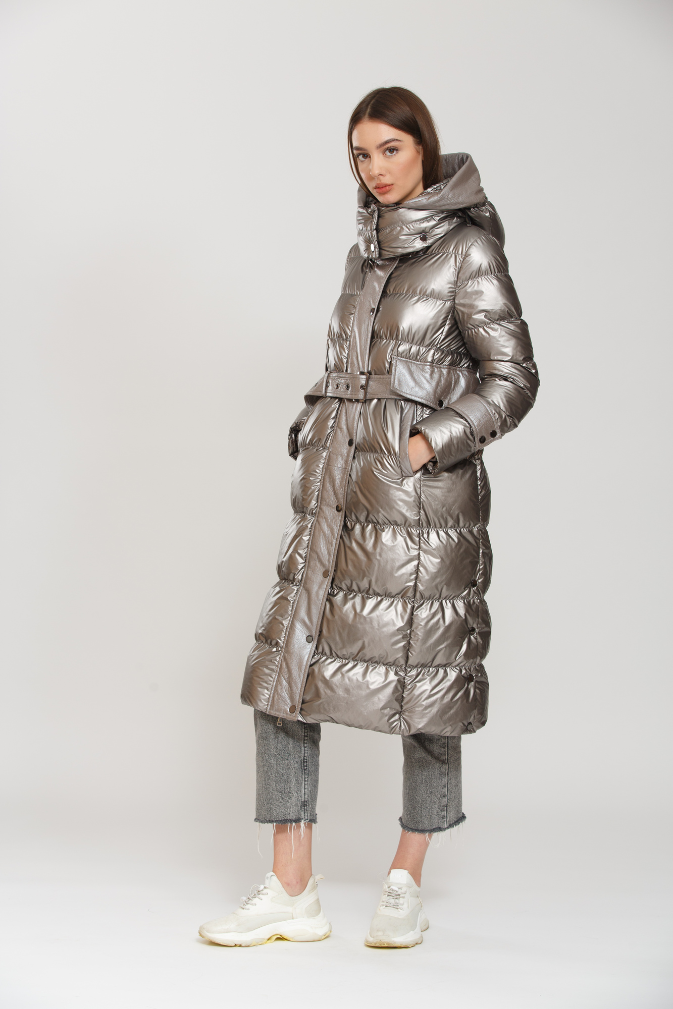 

Пальто Donna Bacconi  Серебристый (21-8122-1, Пальто Donna Bacconi 38 Серебристый (21-8122-1)