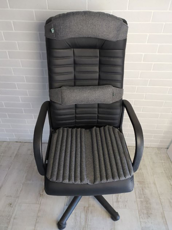 

Комплект ортопедическая накидка Ekkoseat для кресла шефа с подушками под поясницу и шею Серый (ekko_4_f5_С)