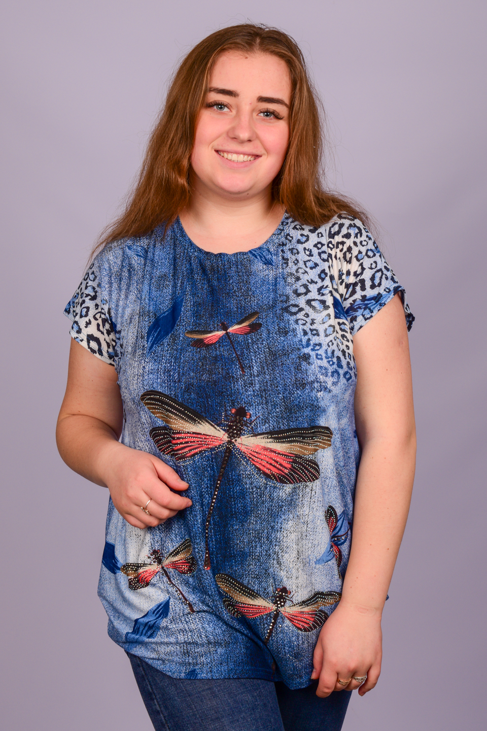 

Футболка женская со стразами. 6331-1_2XL. Размер 56-58.