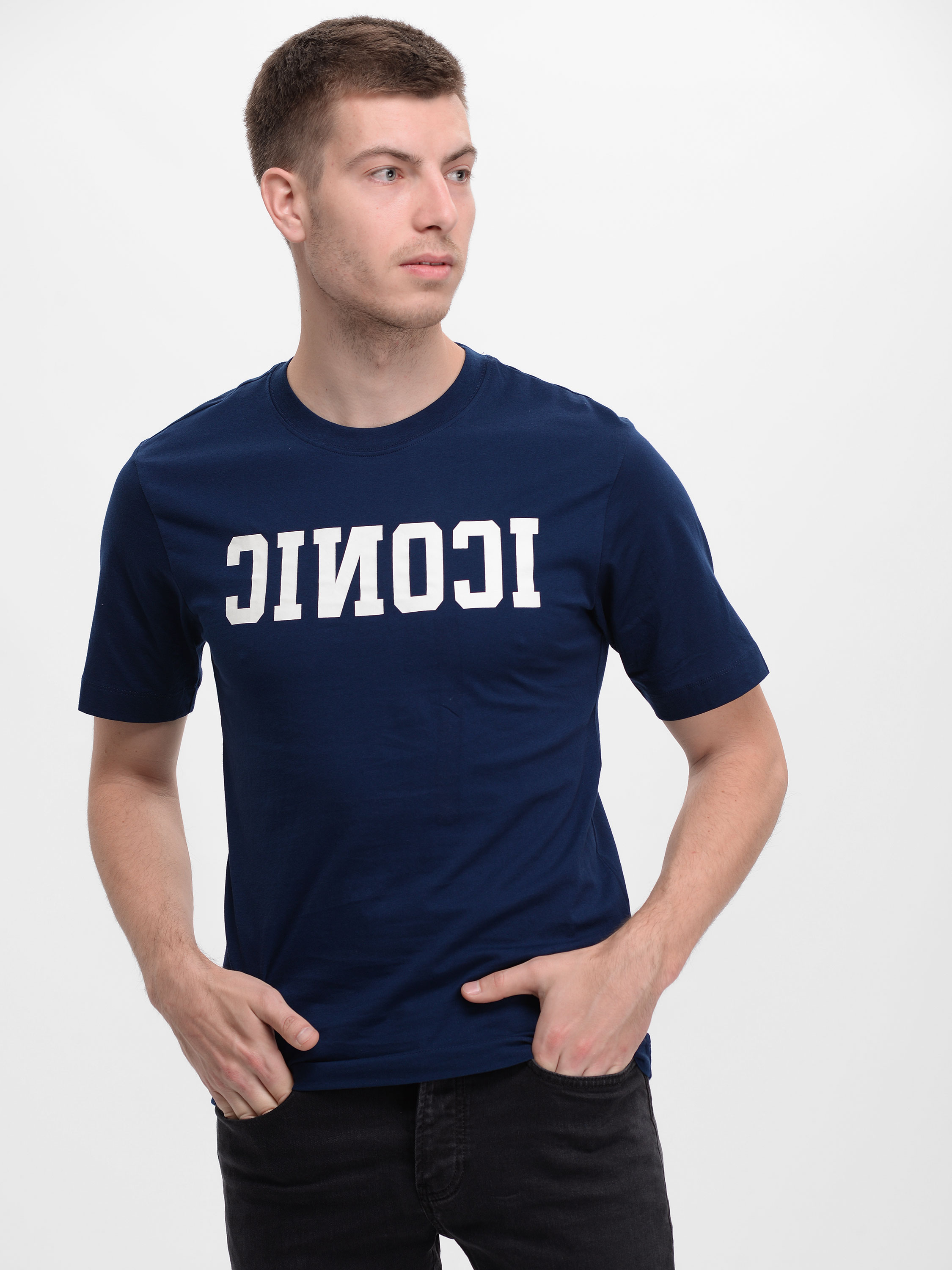 

Футболка H&M 3hm01120237 L Темно-синяя