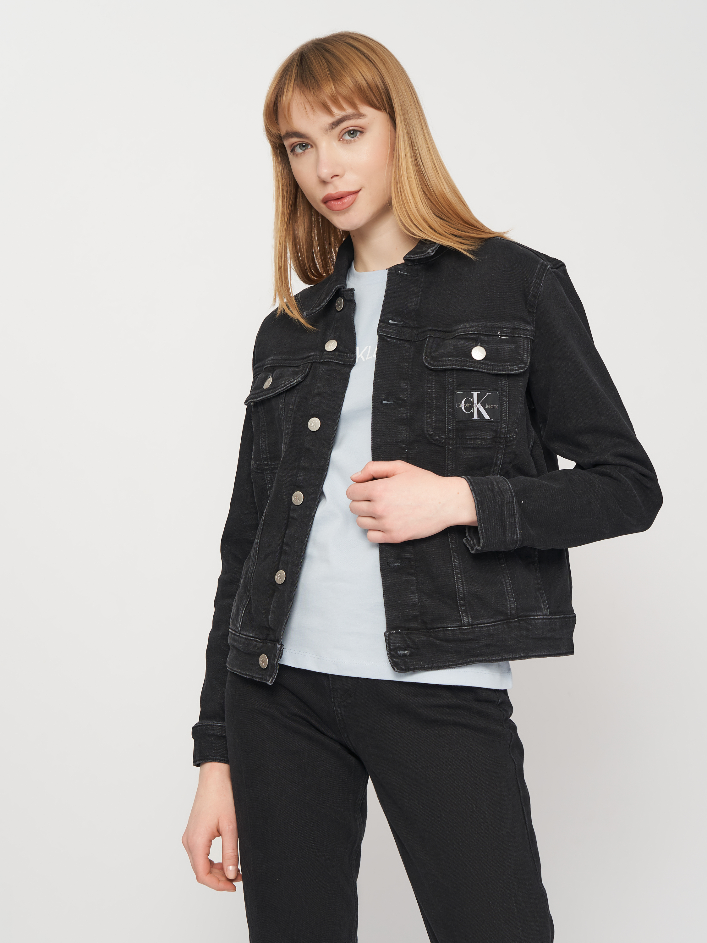 

Джинсовая куртка Calvin Klein Jeans Regular 90S Denim Jacket J20J217816-1BY  Denim Black, Джинсовая куртка Calvin Klein Jeans Regular 90S Denim Jacket J20J217816-1BY XS Denim Black