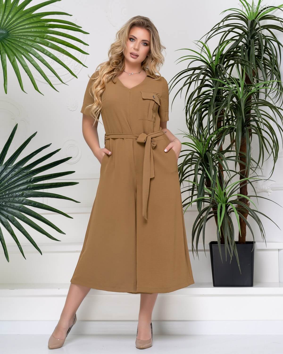 

Женский комбинезон PEONY Занзибар 48 капучино