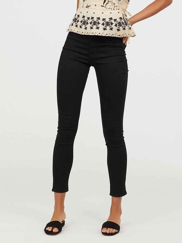 

Джинсы H&M 0399256_дж_чер  Черные, Джинсы H&M 0399256_дж_чер 25 Черные