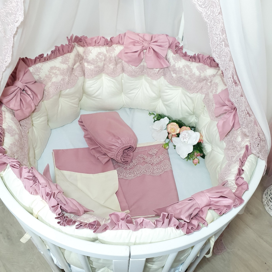 

Постельный комплект для новорожденных Ванильно-пудровые