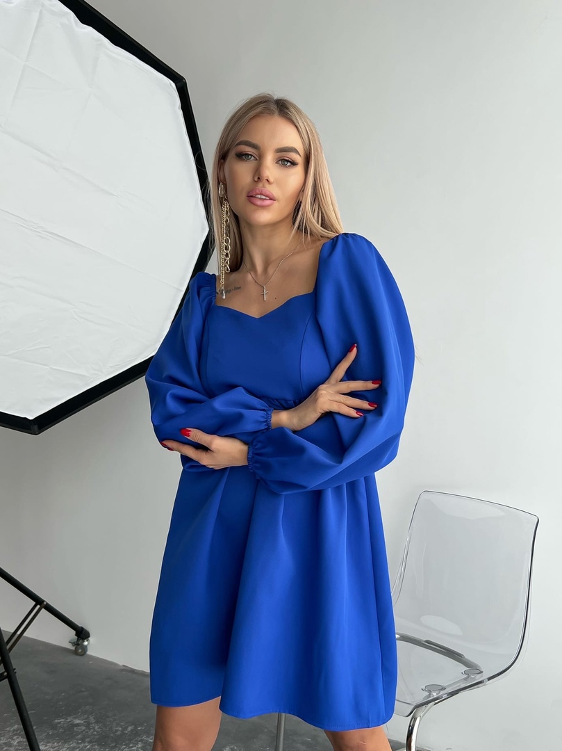 

Женское платье с объемными рукавами Le'Katrin 5277-4XL Синий