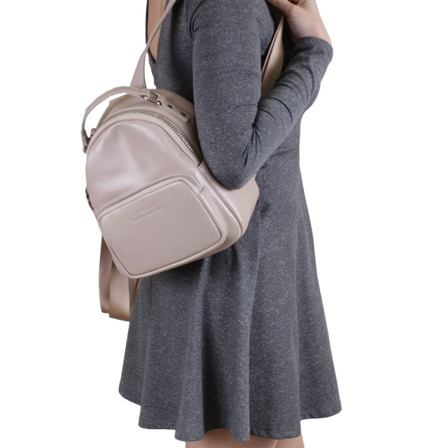 

Cумка-рюкзак из натуральной кожи Luxury Leather Accessories 86998/17