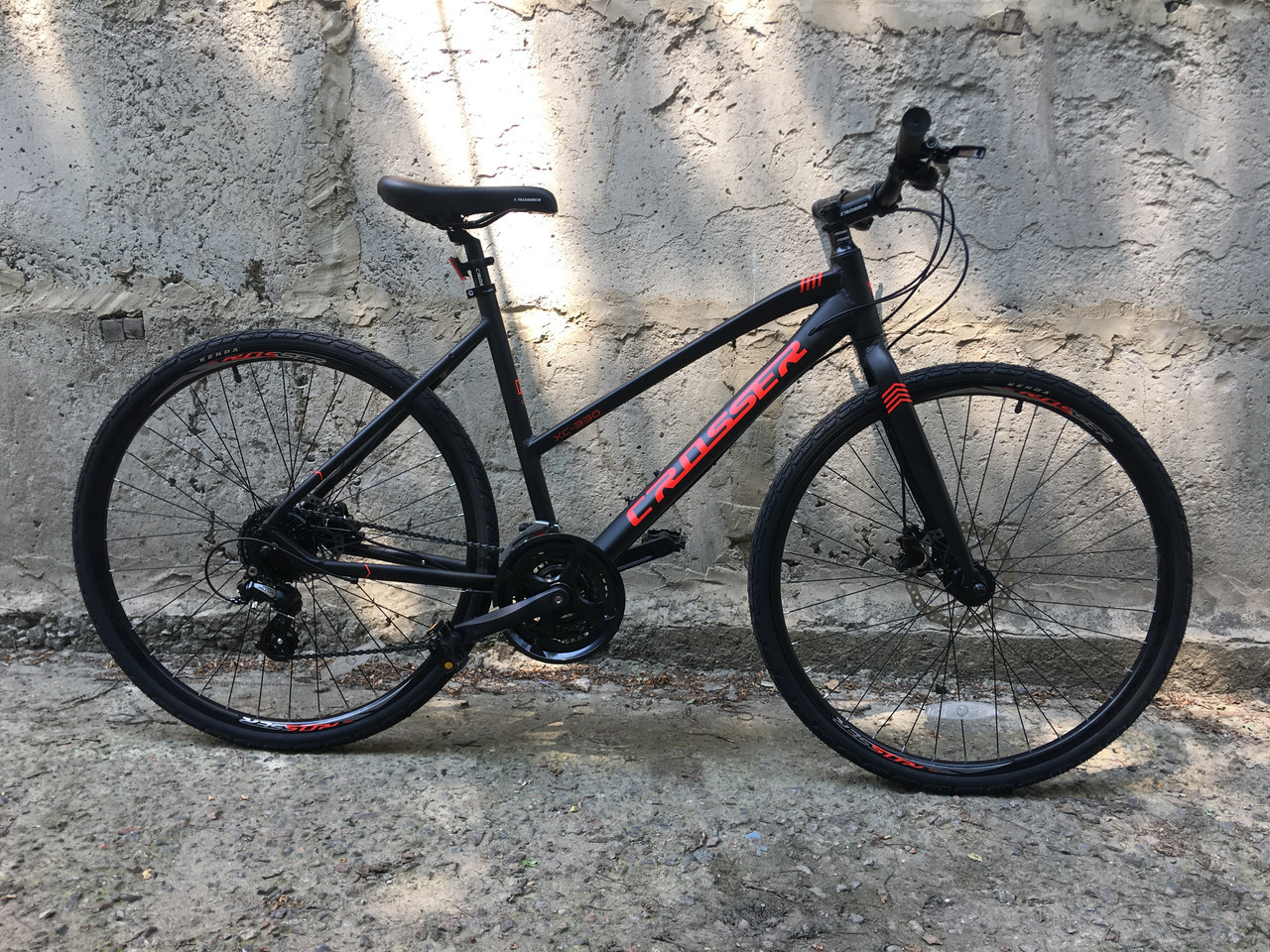 

Велосипед Crosser XC 330 28" (рама 20) 2021 серо-черный Черный