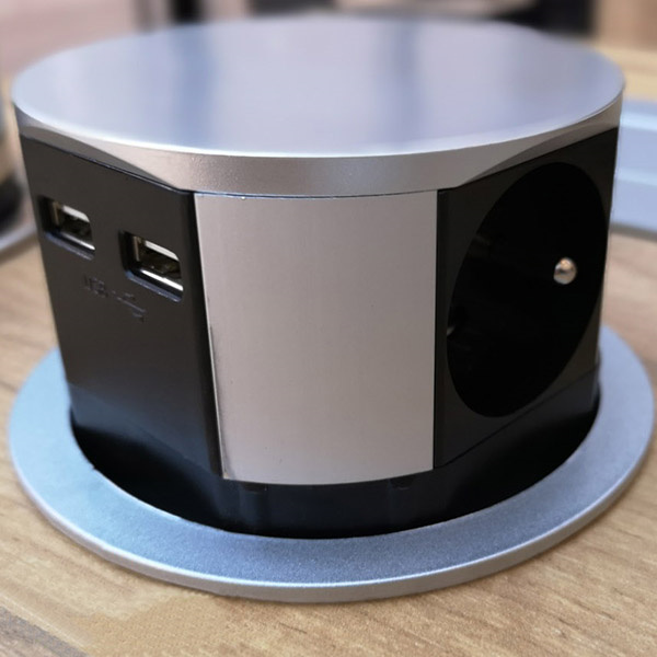 

Удлинитель врезной Comfort GTV на 3 розетки + 2 USB Schucko алюминий