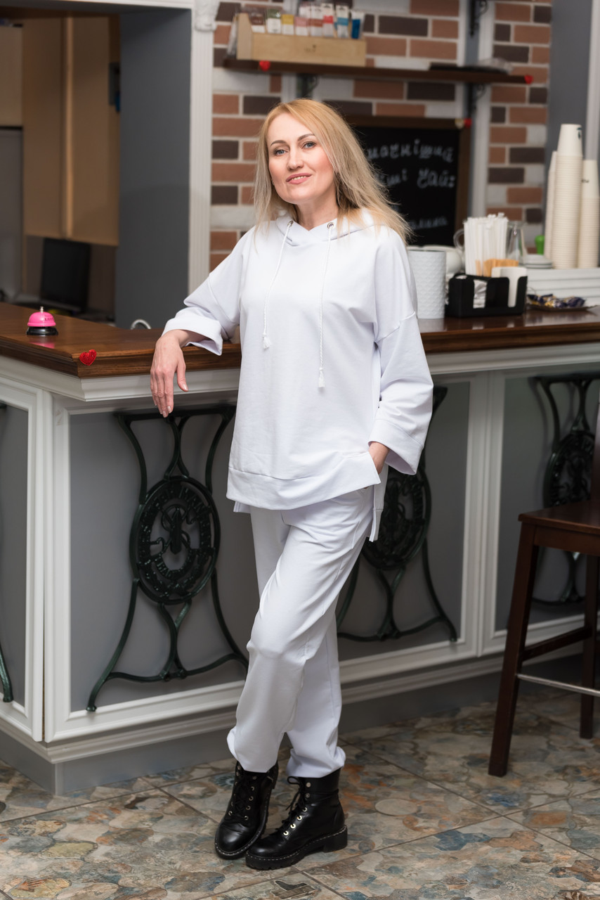 

Стильный женский трикотажный костюм худи(толстовка) с джоггерами, , белый, Стильный женский трикотажный костюм худи(толстовка) с джоггерами, S, белый