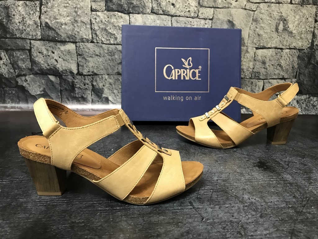 

Босоножки Caprice 9/9-28309-20 352 39 (25.8 см) Светло-коричневые