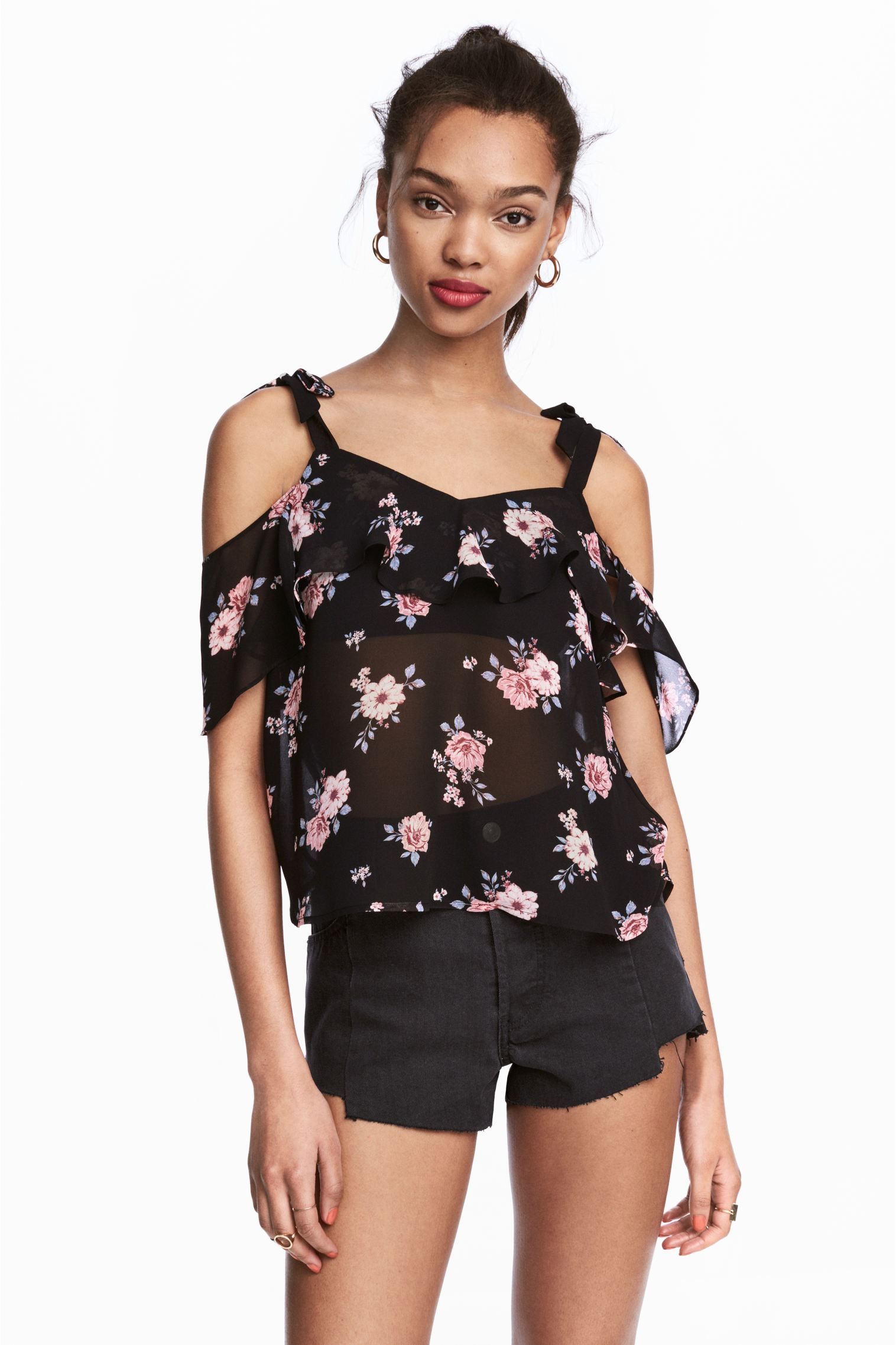 

Блуза H&M 40 черный цветы 9125212015