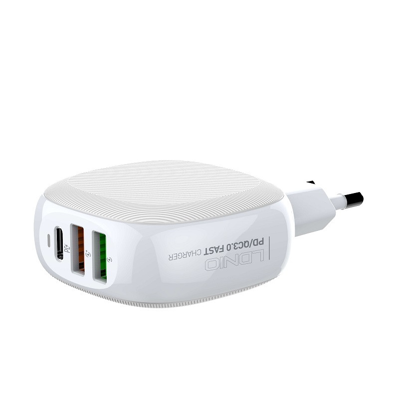 

Адаптер сетевой LDNIO A3510Q кабель Type-C 2USB-1Type-C, 3A, 28.5W, белый