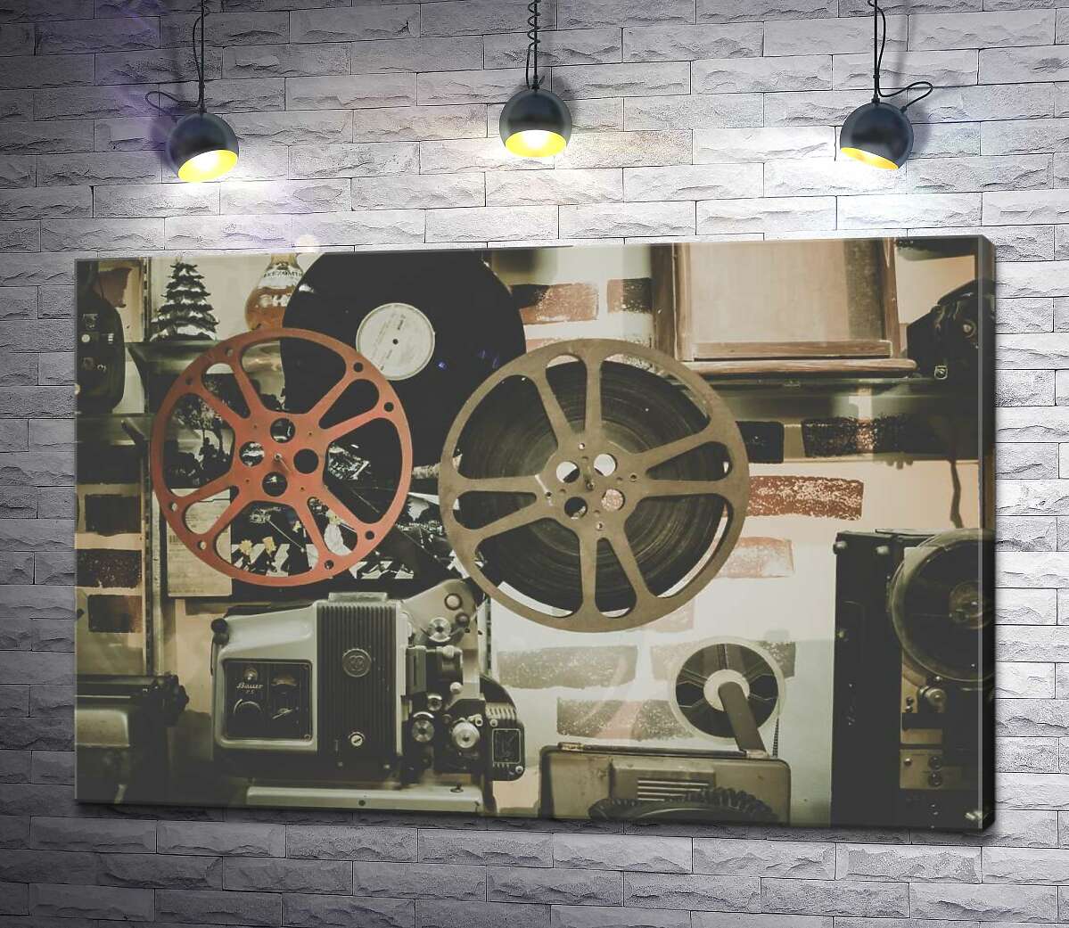

Картина ArtPoster Бобина накручивает фильм через проектор 130x87 см Модуль №1