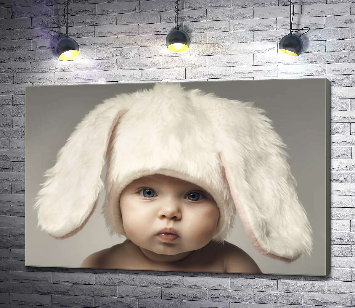

Картина ArtPoster Малыш в шапочке зайчика 130x87 см Модуль №1