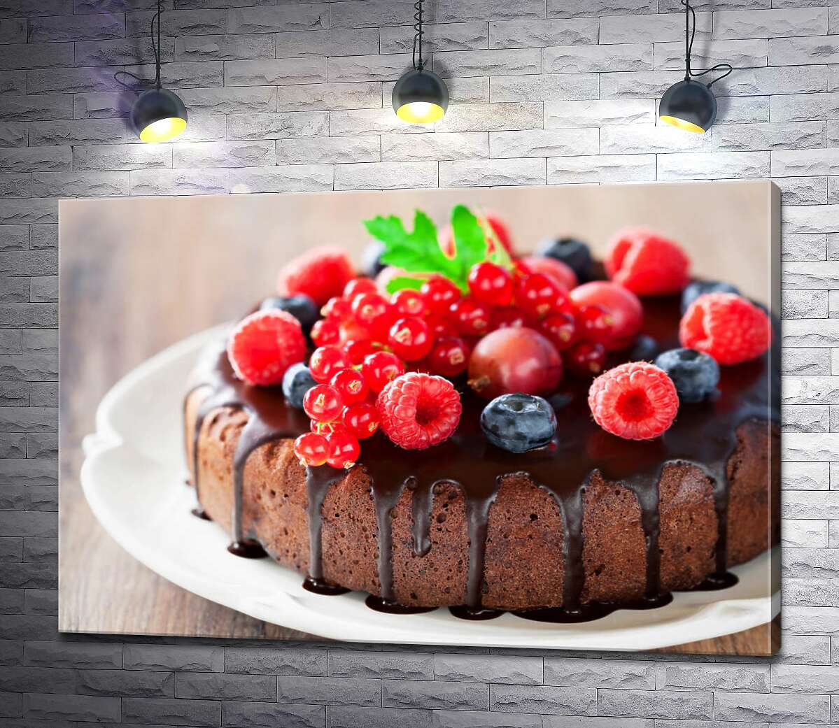 

Картина ArtPoster Мягкий шоколадный бисквит, украшенный разнообразием ягод 100x68 см Модуль №1