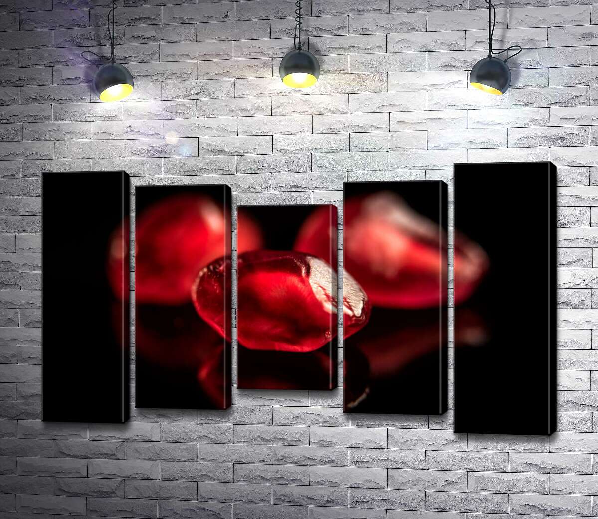 

Модульная картина ArtPoster Багровые косточки граната на черном стекле 130x80 см Модуль №28