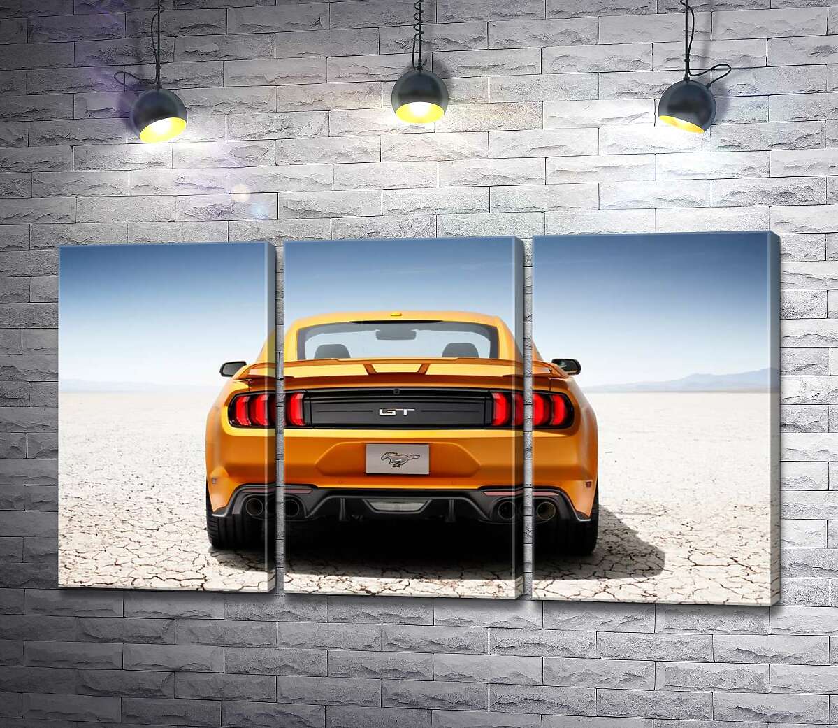 

Модульная картина ArtPoster Желтый автомобиль Ford Mustang GT среди пустыни 102x56 см Модуль №11