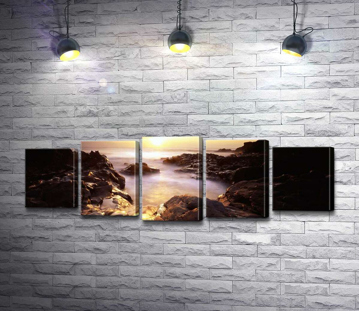 

Модульная картина ArtPoster Легкий туман стелиться над каменистой морской бухтой 100x35 см Модуль №26