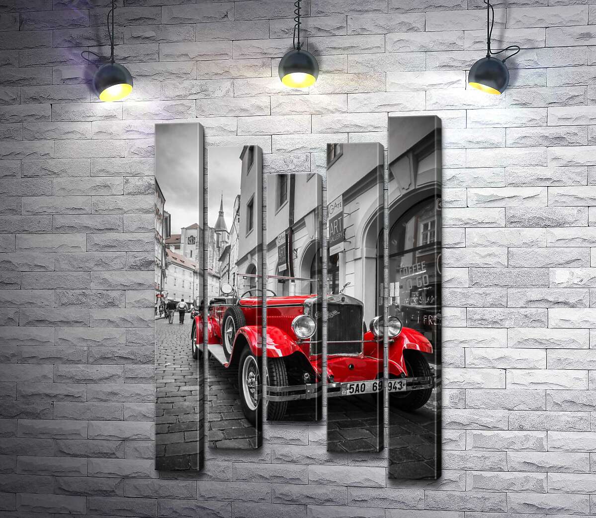 

Модульная картина ArtPoster Красная яркость ретро-автомобиля Praga Alfa на улицах Праги 100x150 см Модуль №28