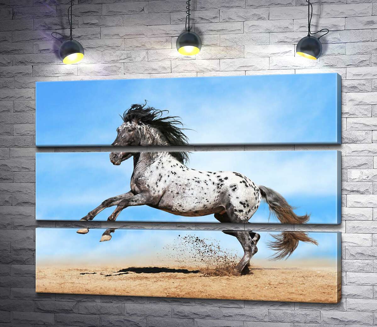 

Модульная картина ArtPoster Красивая лошадь чубарой масти становится на дыбы 100x72 см Модуль №13