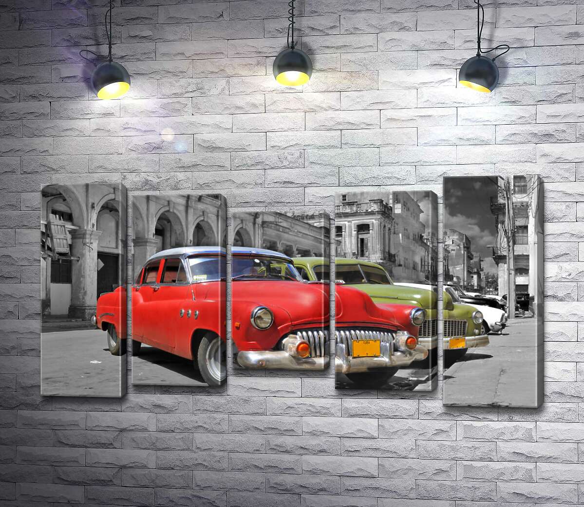 

Модульная картина ArtPoster Красная модель автомобиля Chevrolet 1952 года на старинной улице Кубы 130x71 см Модуль №28