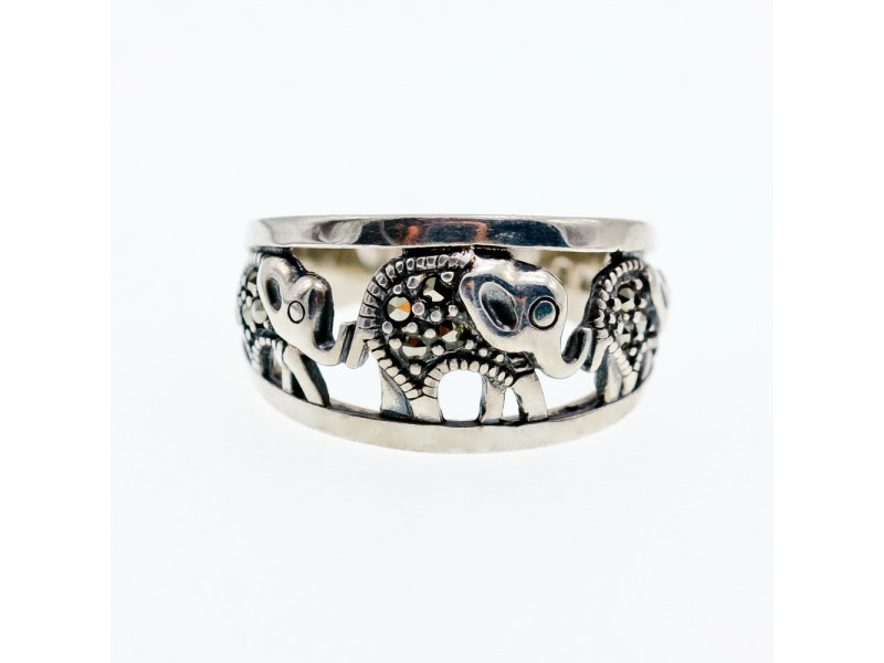 

Серебряное кольцо с марказитами Слоники Натуральный Sky Jewelry 003643