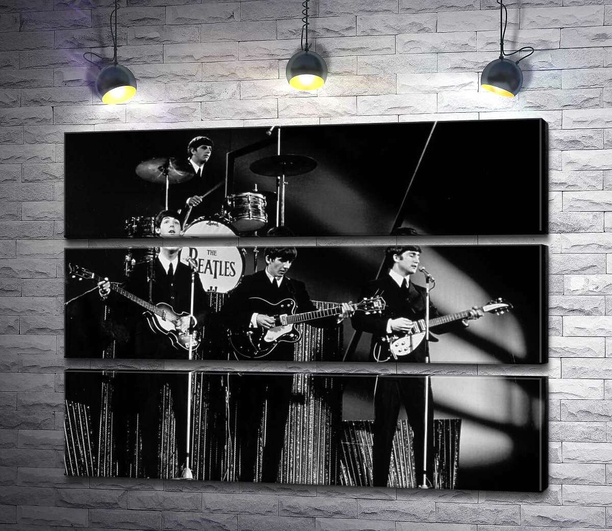 

Модульная картина ArtPoster Молодая группа The Beatles на своем концерте 100x75 см Модуль №13