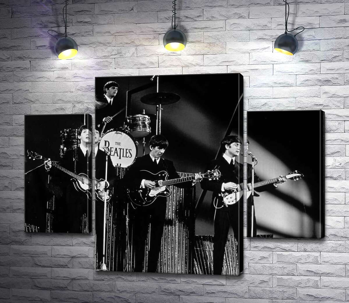 

Модульная картина ArtPoster Молодая группа The Beatles на своем концерте 100x75 см Модуль №7
