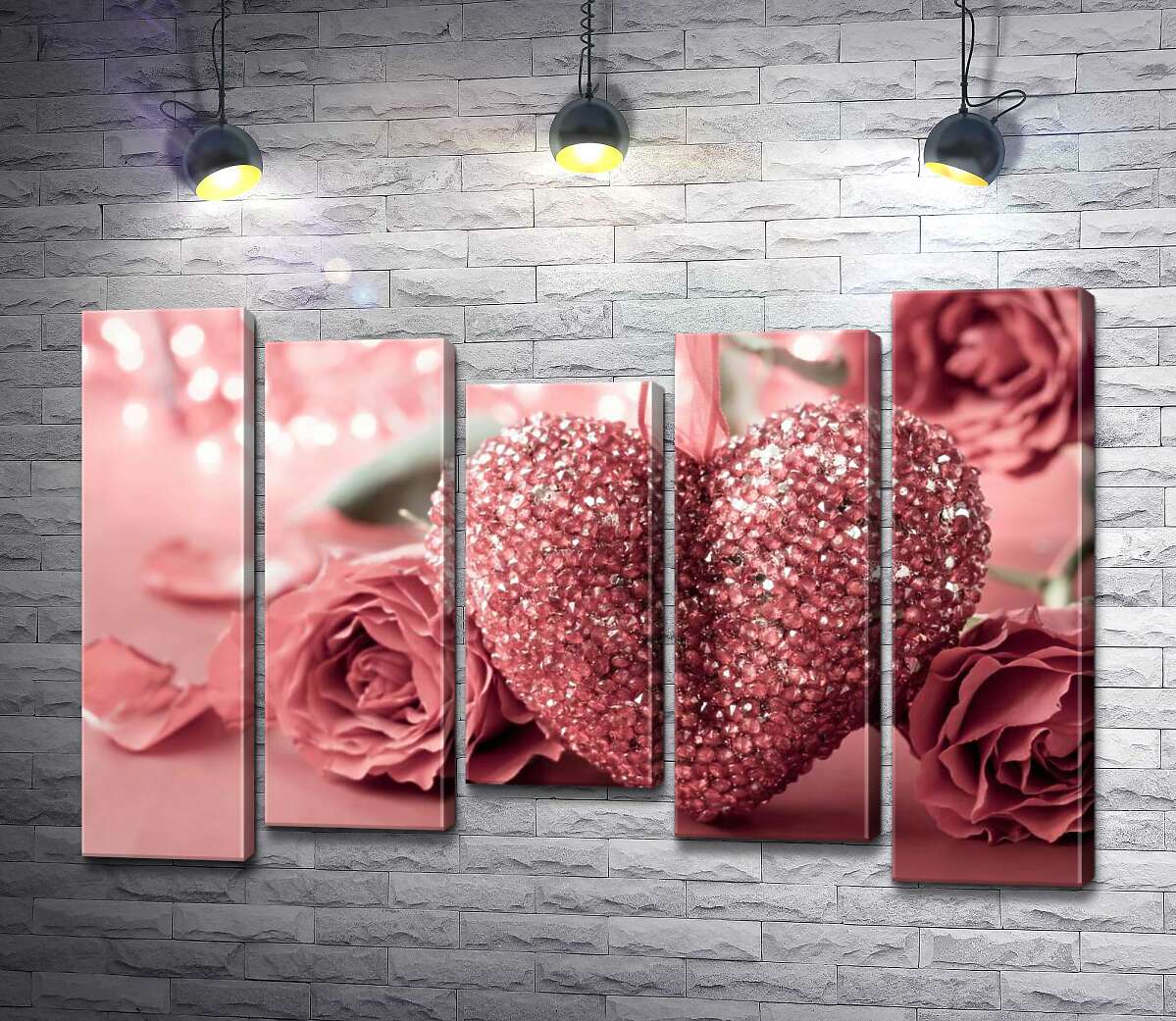 

Модульная картина ArtPoster Подвеска сердце в розовых стразах среди нежных бутонов роз 130x88 см Модуль №28