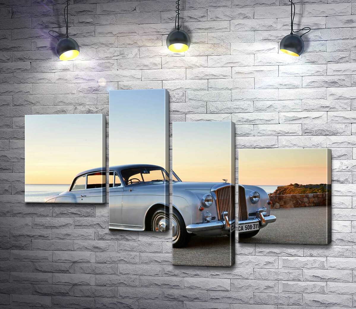 

Модульная картина ArtPoster Серый автомобиль Bentley S2 на фоне морского берега 100x69 см Модуль №20