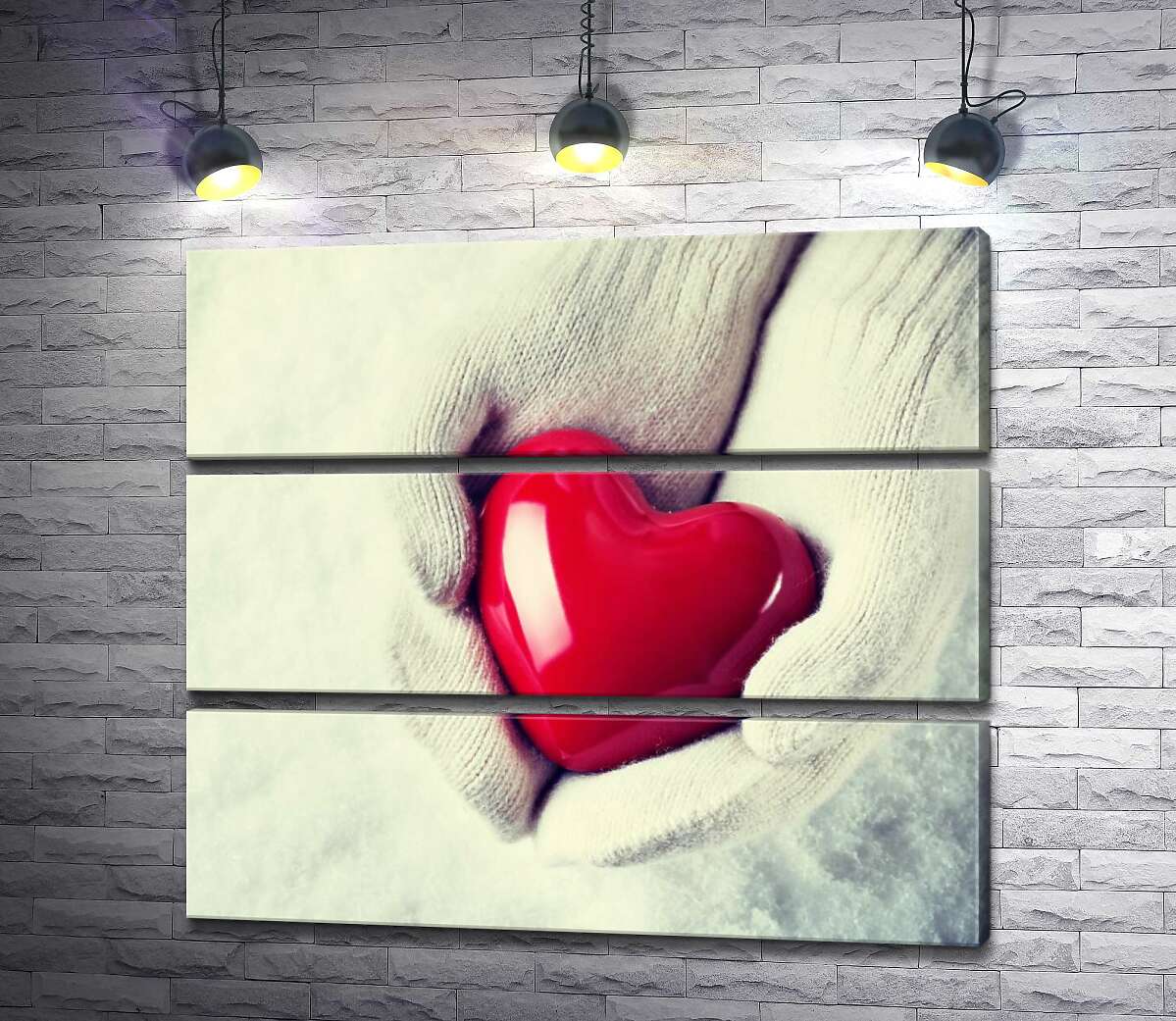 

Модульная картина ArtPoster Теплый цвет сердца на холодном фоне белых перчаток 130x114 см Модуль №13