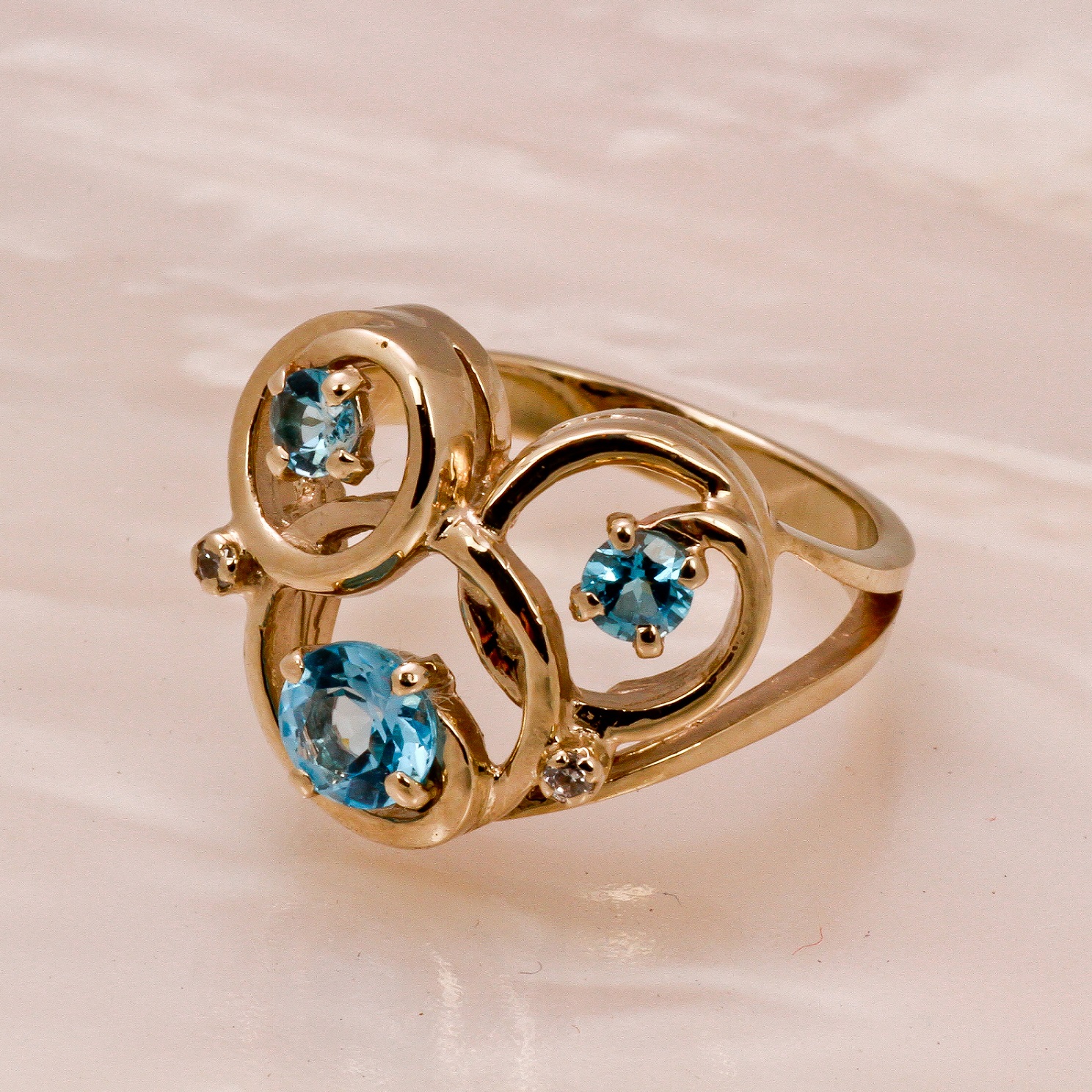 

Кольцо из желтого золота Alexs Jewel K295-48780003. Размер 17,5
