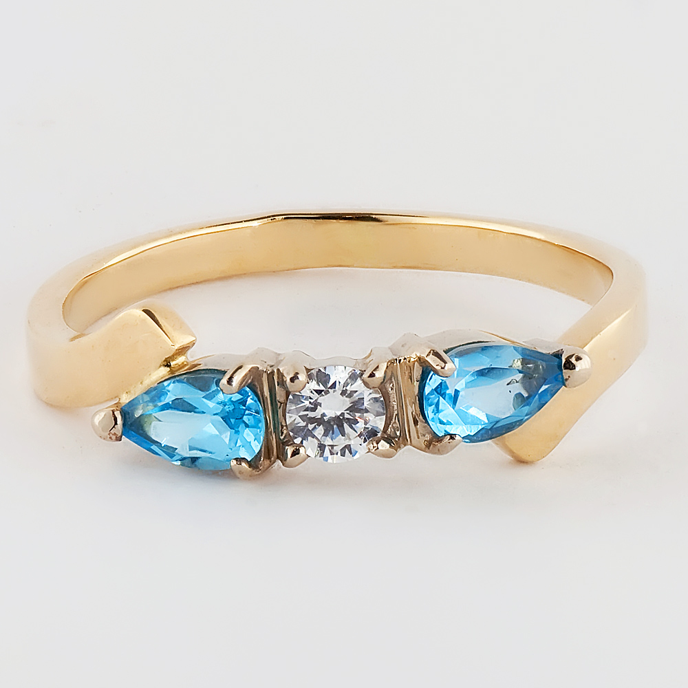 

Кольцо из желто-белого золота Alexs Jewel K165-39950004. Размер 17,5