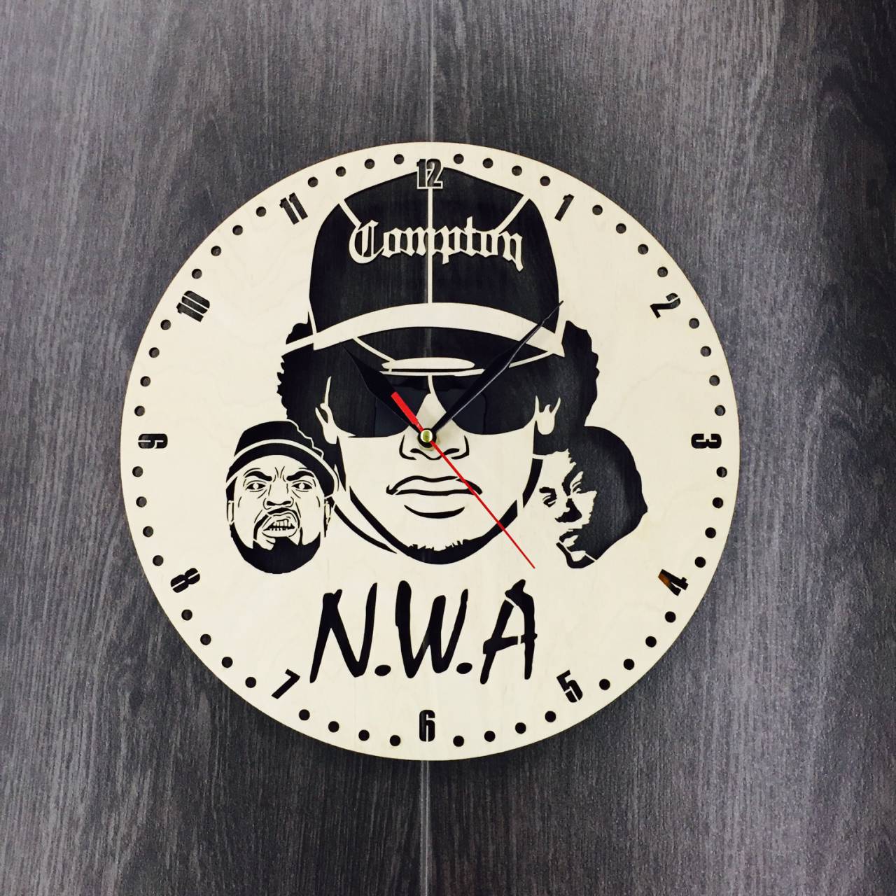 

Часы настенные 7Arts N.W.A CL-0056