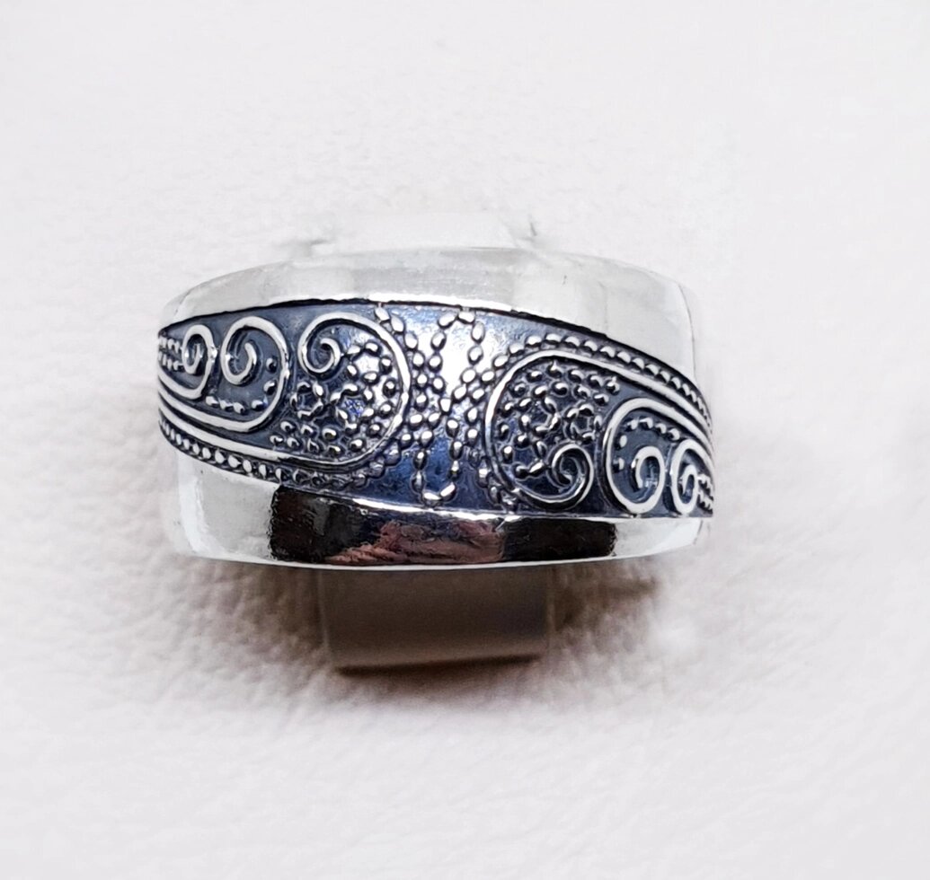 

Кольцо серебряное 20,5 4,68 г