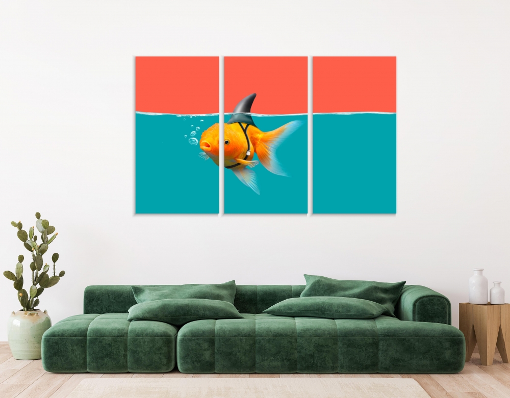 

Картина на холсте Модульные Модульная картина Золотая рыбка с плавниками акулы 3 картины 70х140 см.