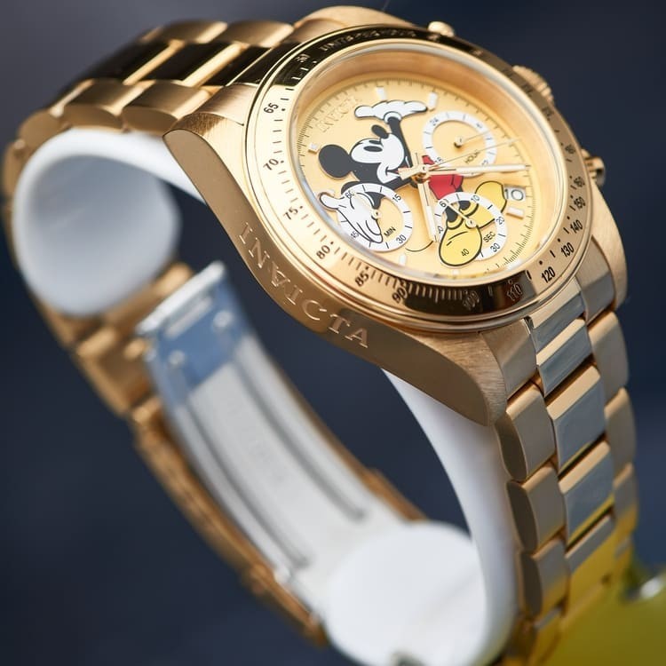 

Швейцарские женские часы с Invicta 2519