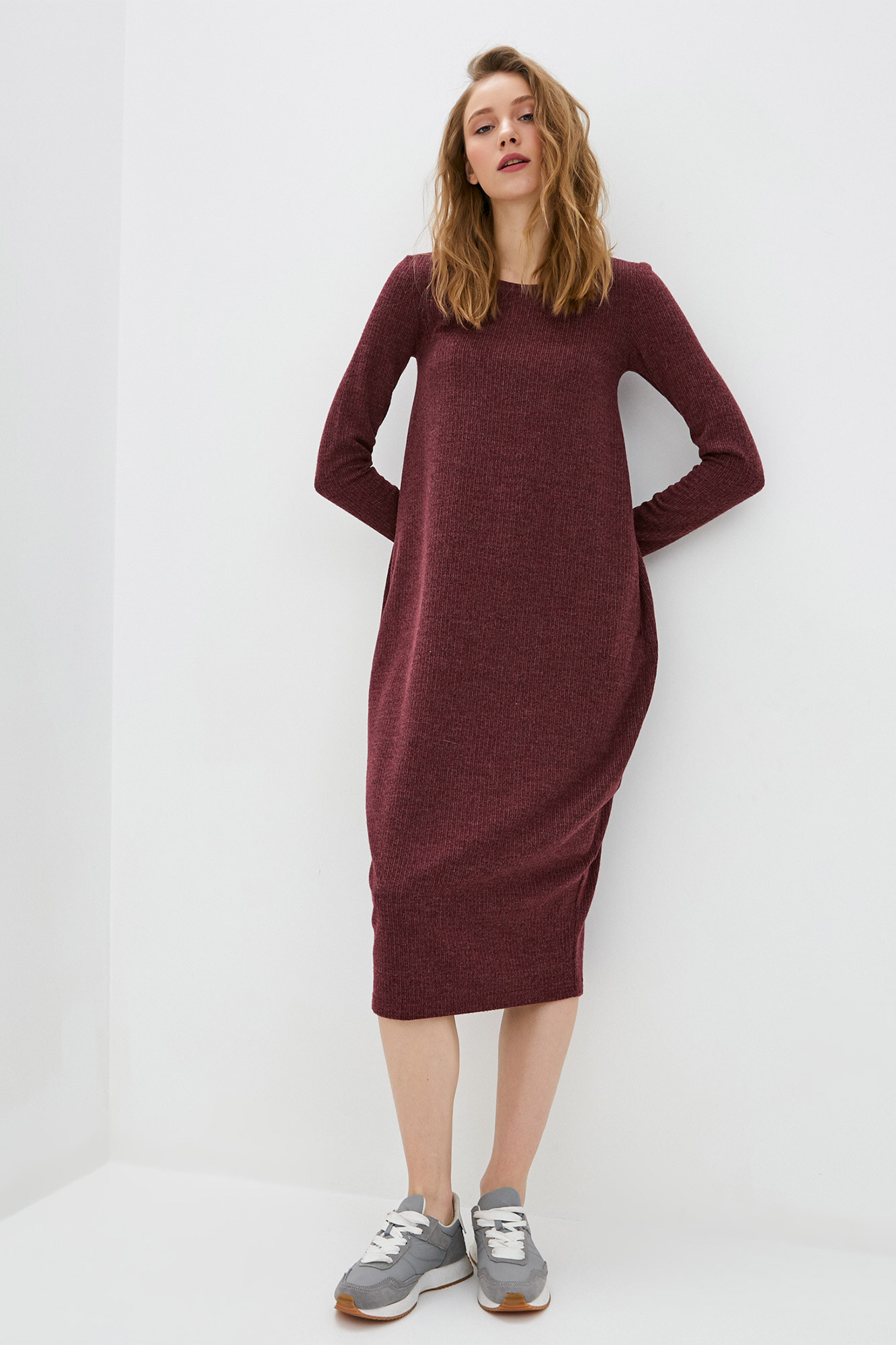 

Платье Garne DEBORA / Красный, Платье Garne DEBORA 2XL/3XL Красный
