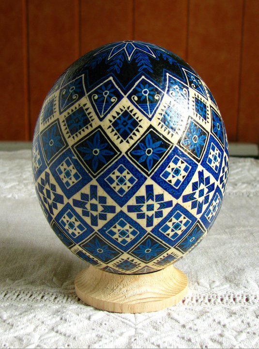 

Писанка на страусиному яйці Майстерня Оксани Білоус (P-248-3347)