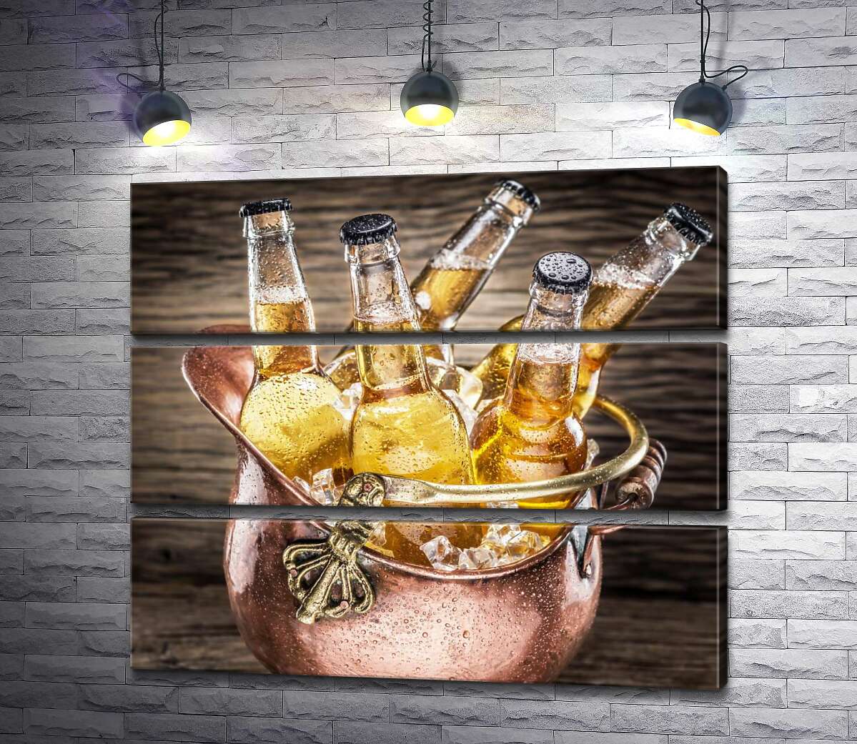 

Модульная картина ArtPoster Бутылки белого пива охлаждаются в ведерке со льдом 130x111 см Модуль №13