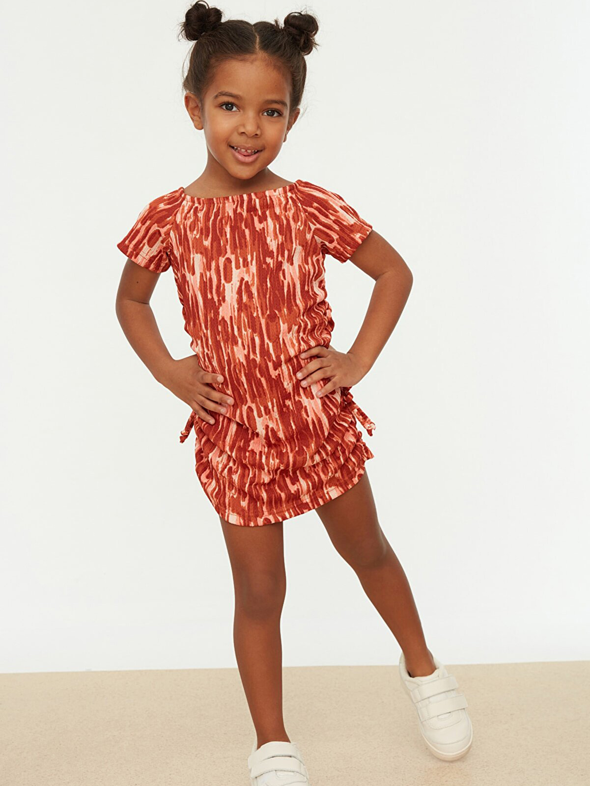 Акция на Дитяче літнє плаття для дівчинки Trendyol ТКДСС22ЕЛ1587 116-122 см Цегляне от Rozetka