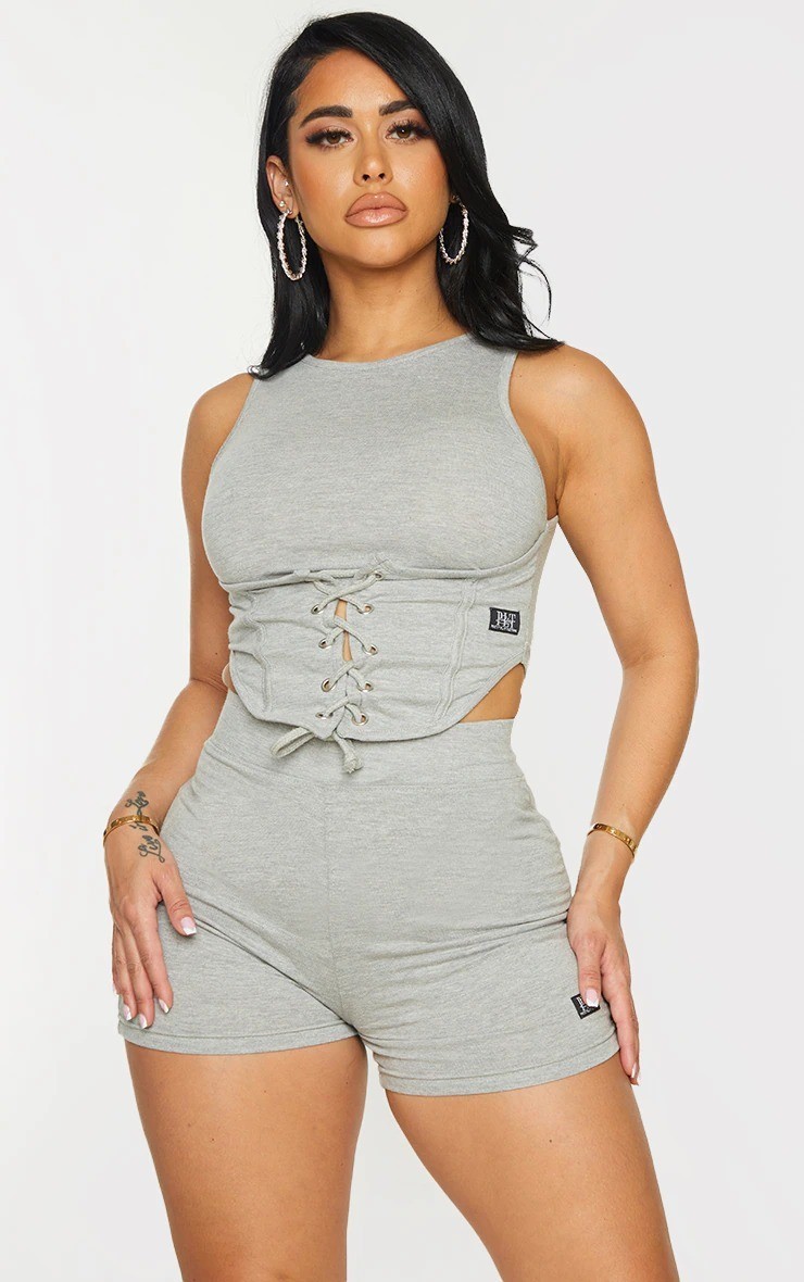 

Топ PrettyLittleThing  серый 8527123004170, Топ PrettyLittleThing 38 серый 8527123004170