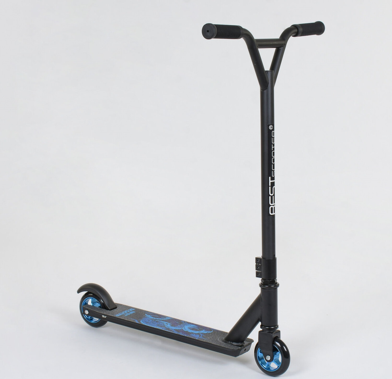 

Самокат трюковый Best Scooter R-770 двухколесный колеса 100 мм Черно-синий на АЛЮМИНИЕВЫХ ДИСКАХ