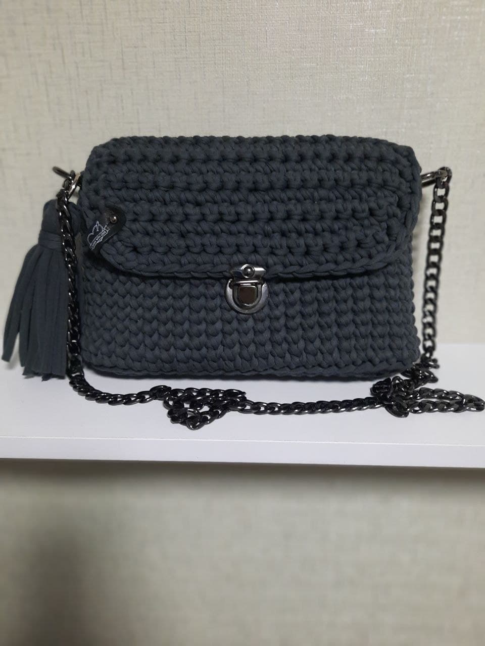 

Вязаная сумочка volcano 24х17х6cm
