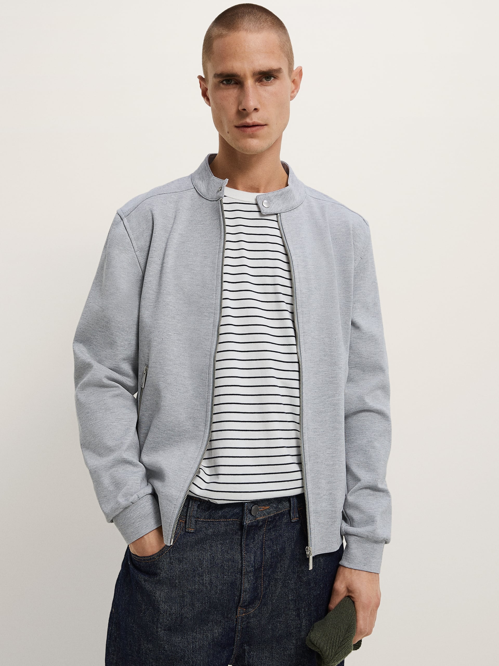 

Ветровка Zara 0706-366-803  Светло-серая, Ветровка Zara 0706-366-803 L Светло-серая