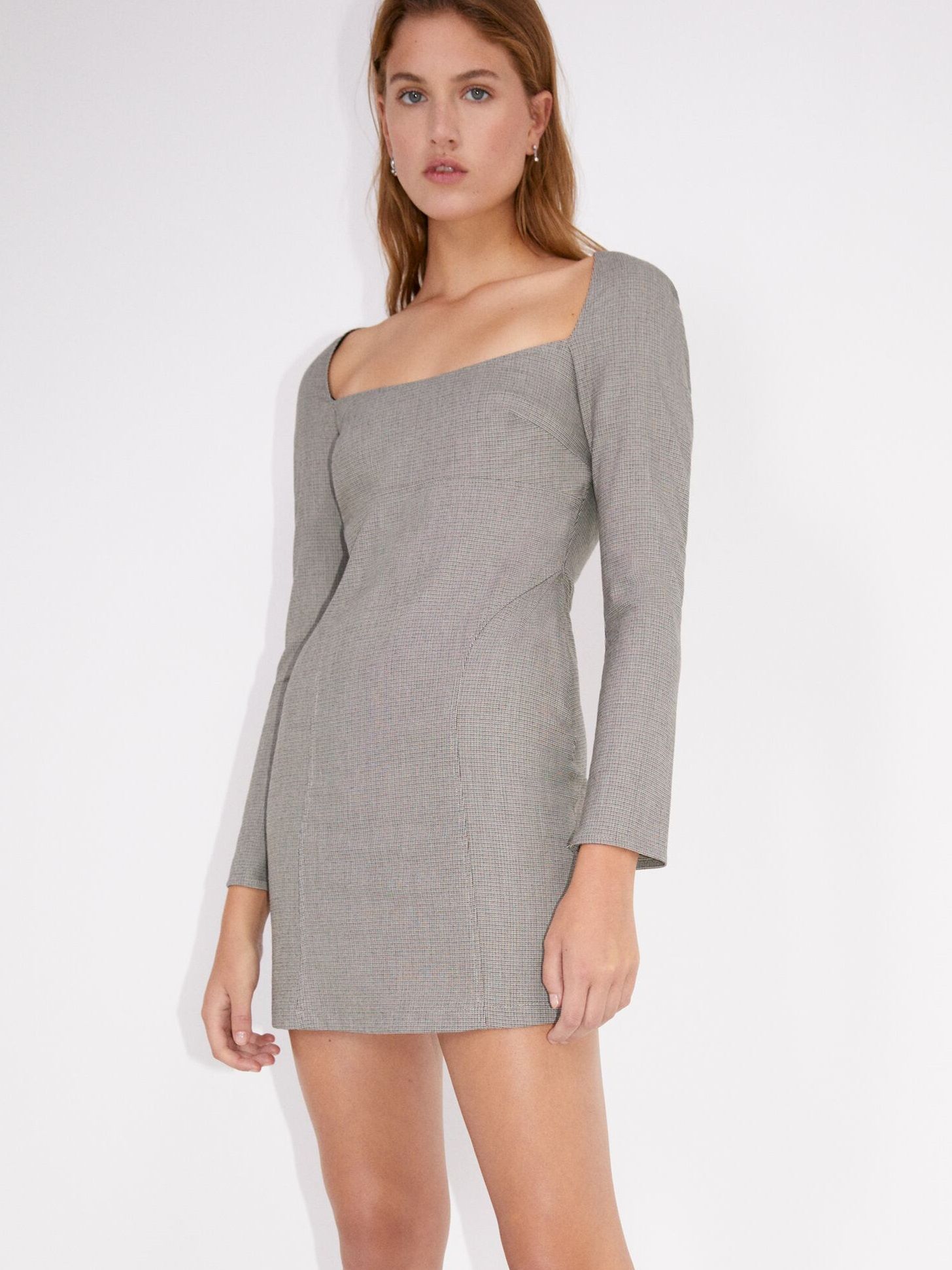 

Платье Zara 7385/365/700  Бежевое, Платье Zara 7385/365/700 M Бежевое
