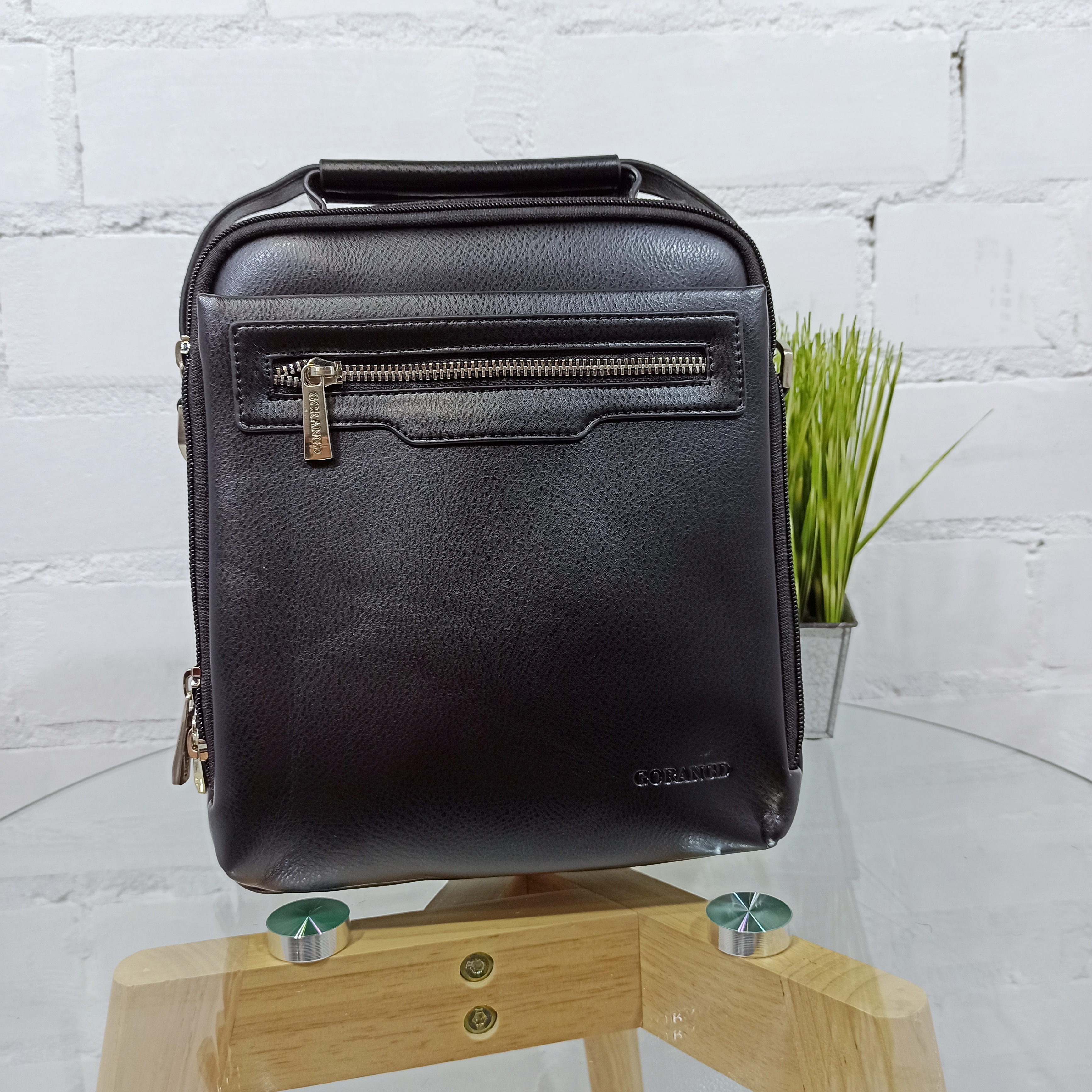 

Мужская вместительная сумка искусственная кожа Gorangd черный 395-3 black