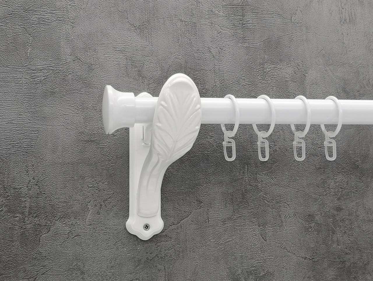 

Карниз Quadrum Дуо 300 см одинарный Белый ретро 25 мм гладкая (кольца с крючками)