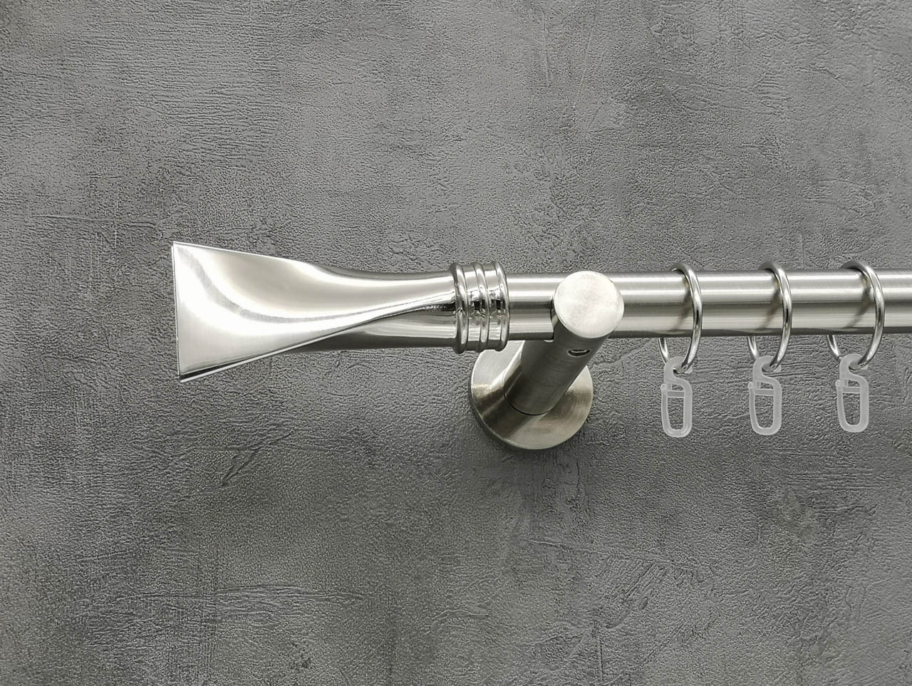 

Карниз Quadrum Свинг 400 см одинарный Сталь универсальный 25 мм гладкая (кольца с крючками)