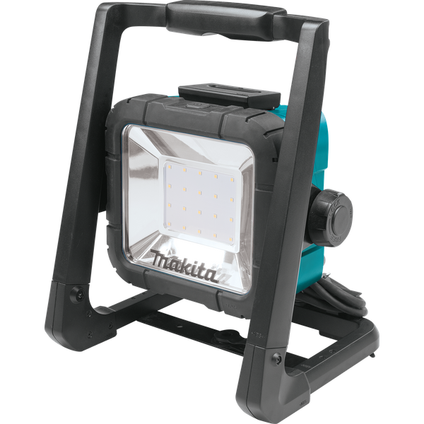 

Фонарь аккумуляторный светодиодный Makita DML805